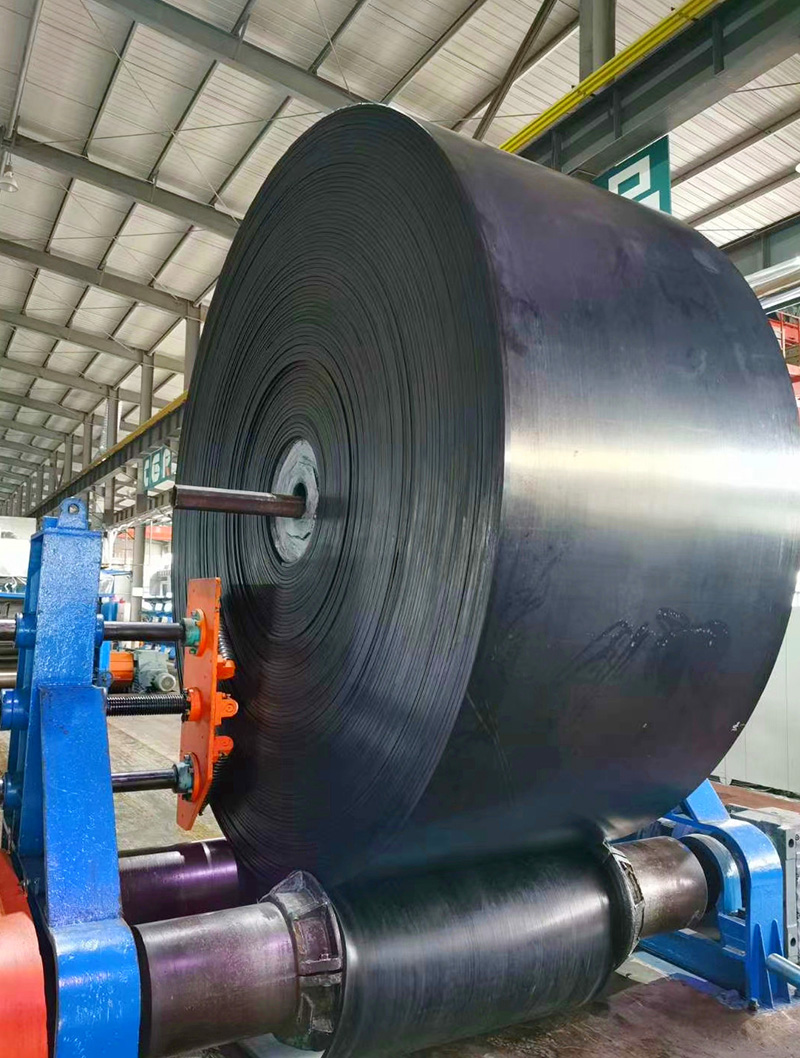 芳綸阻燃輸送帶加緩沖網布的作用